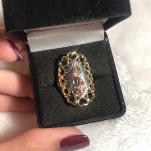 Virgin Marie Ring